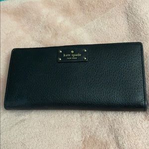 Kate spade slim bifold wallet